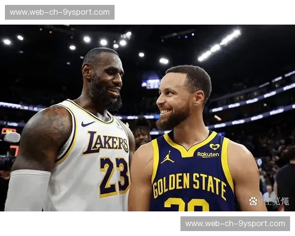 詹皇归来,勇士王朝面临终极考验:NBA骑士vs勇士视频,点燃篮球迷的激情! 詹皇归来,勇士王朝面临终极考验:NBA骑士vs勇士视频,点燃篮球迷的激情!